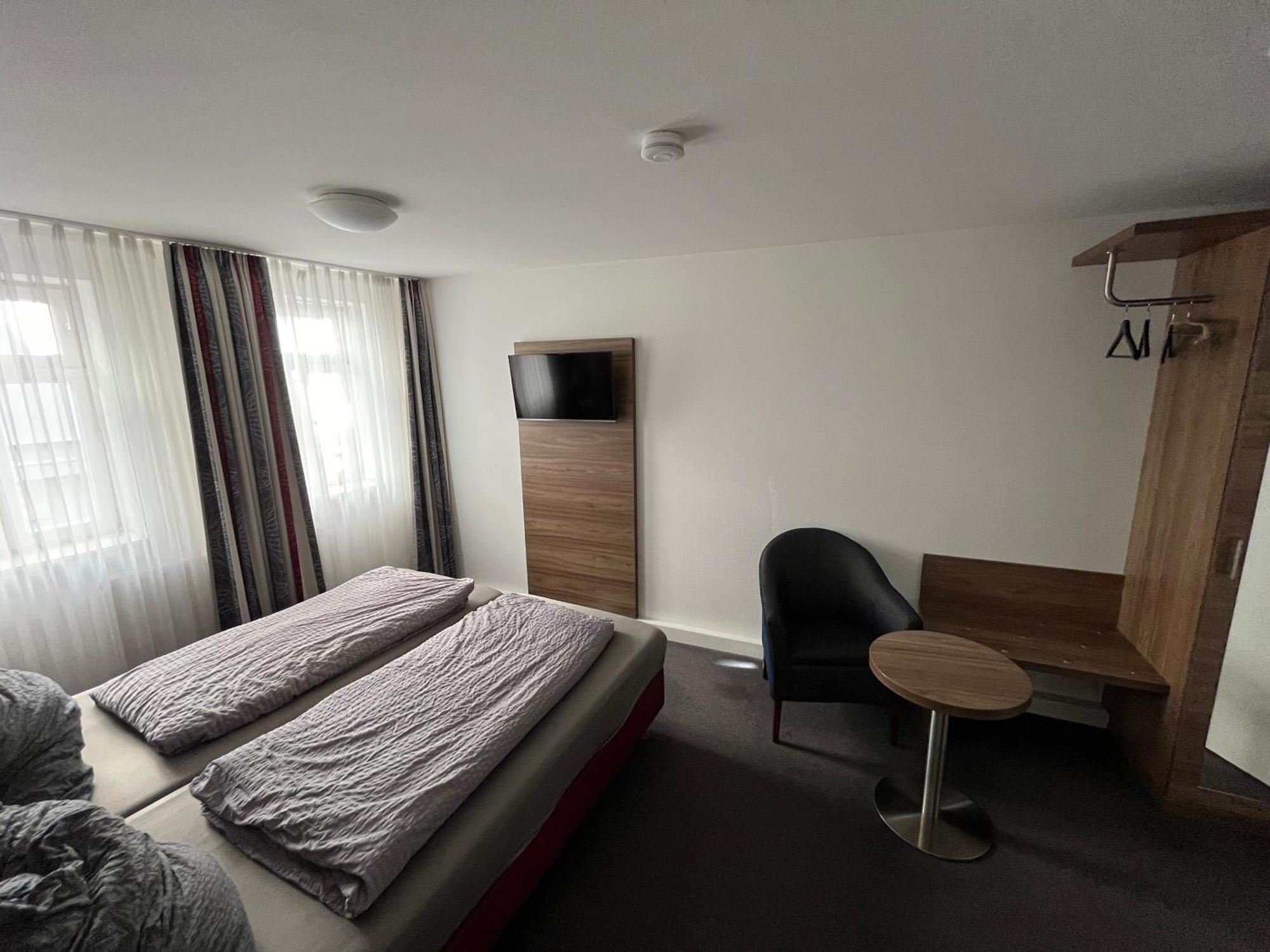 La Flamme Wertheim Garni Bed & Breakfast Exterior foto